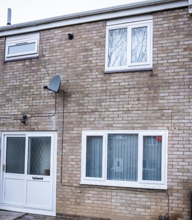 Lush Lodge -Home Away In Telford, For Contractors, Families, Group Of Friends, Long Term Stays Exterior photo